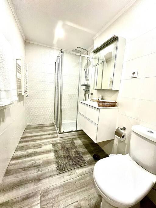 New-Romantic Studio Near The Beach! Paço de Arcos Exteriör bild